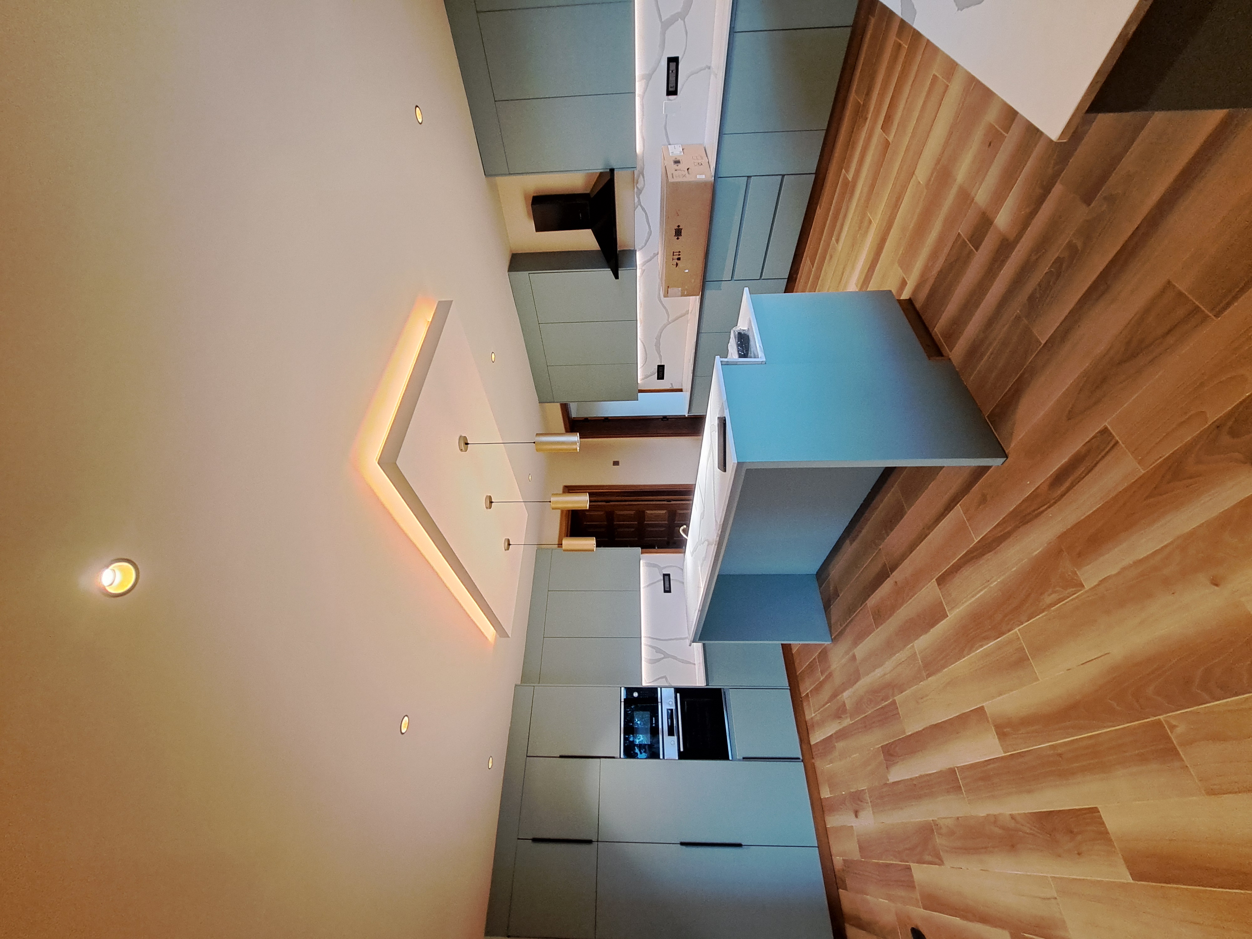 Filmstrip Image 5